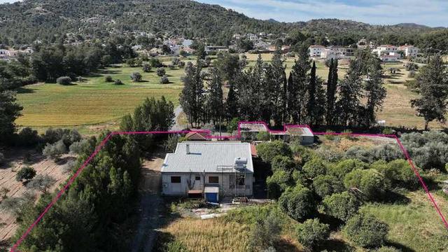 Residential land 6948 m²: https://www.bazaraki.com/adv/5799052_residential-land-6948-m2 (www.bazaraki.com)