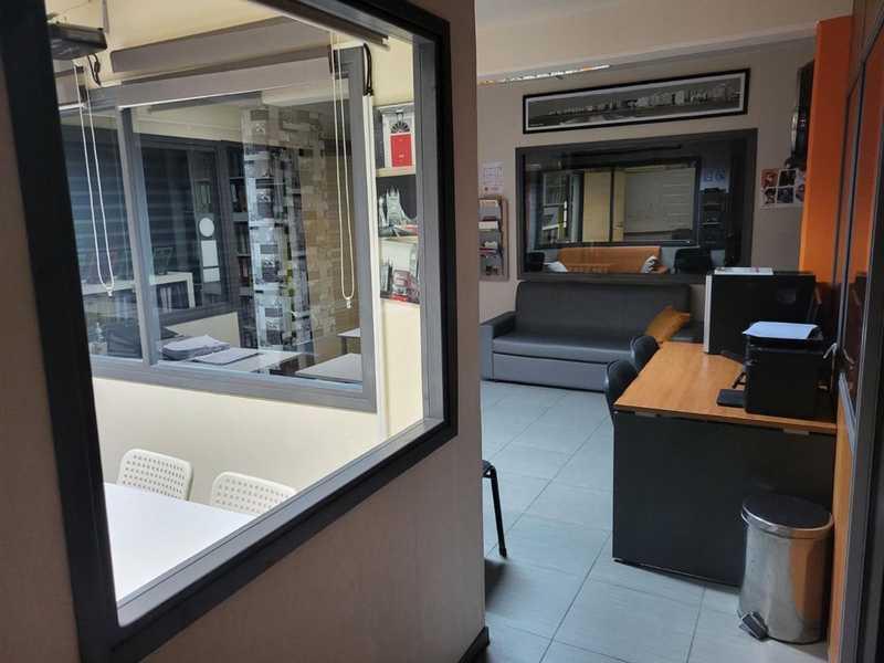 Office in city center: https://www.bazaraki.com/adv/5787141_office-in-city-center (www.bazaraki.com)