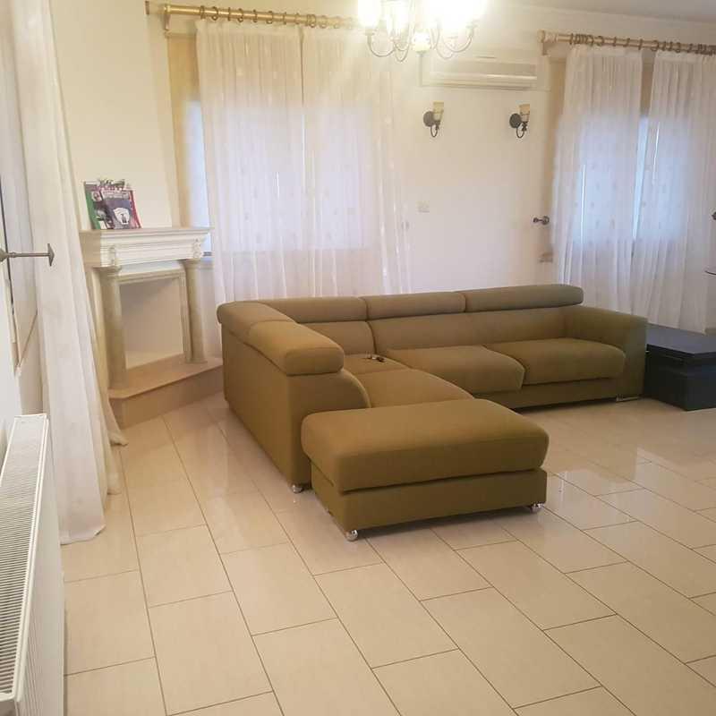 7-bedroom villa for sale: https://www.bazaraki.com/adv/5761890_7-bedroom-villa-for-sale (www.bazaraki.com)