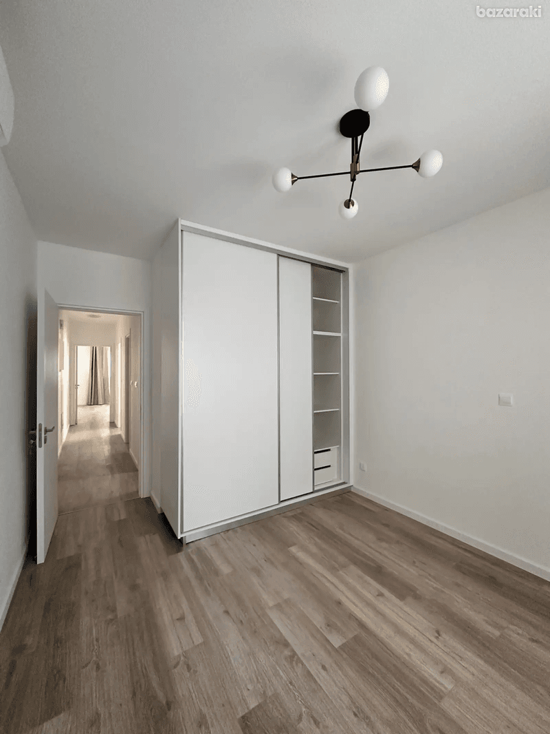 3-bedroom apartment to rent: https://www.bazaraki.com/adv/5795180_3-bedroom-apartment-to-rent (www.bazaraki.com)
