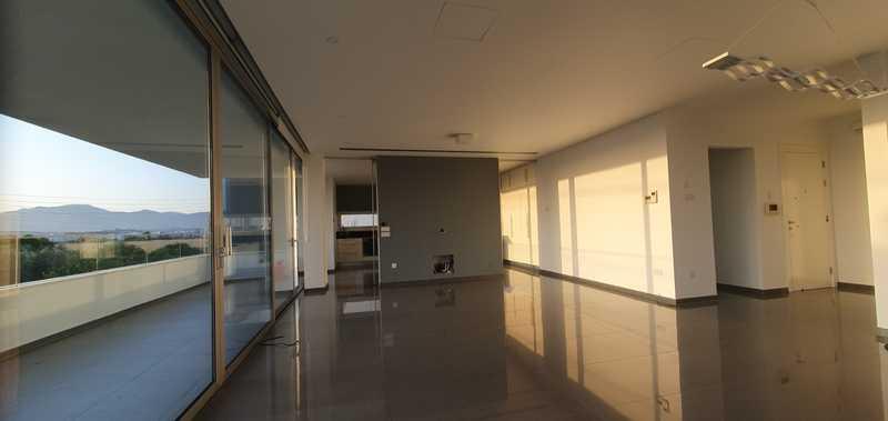 3-bedroom apartment to rent: https://www.bazaraki.com/adv/5799592_3-bedroom-apartment-to-rent (www.bazaraki.com)