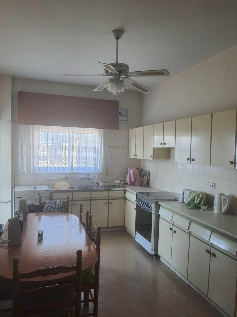 3-bedroom apartment for sale: https://www.bazaraki.com/adv/5793390_3-bedroom-apartment-for-sale (www.bazaraki.com)