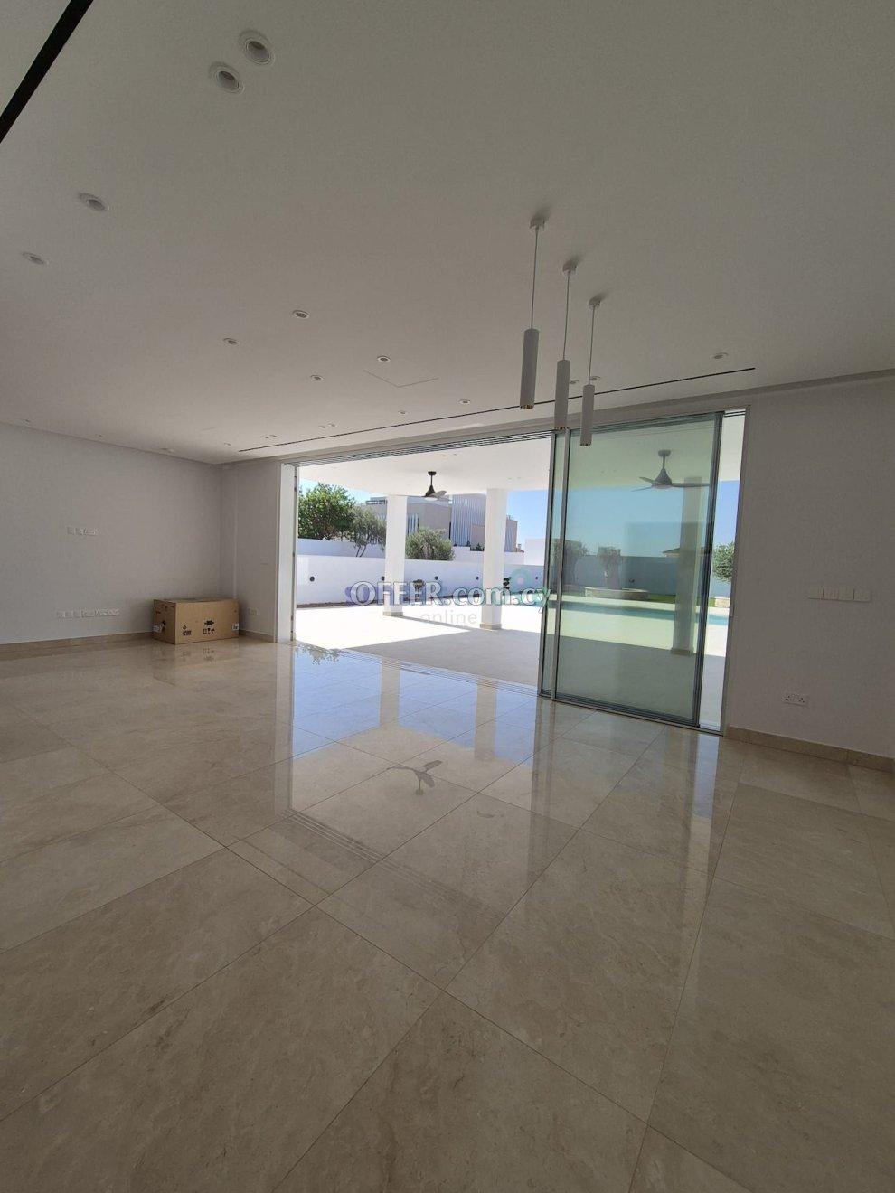 5-Bedroom Detached Villa for Rent Limassol: https://www.offer.com.cy/en/5-bedroom-detached-villa-for-rent-limassol/21-816133/ (www.offer.com.cy)