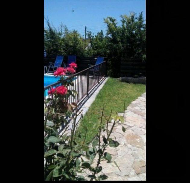 2 House For Sale or Rent: https://www.facebook.com/marketplace/item/682458881202454 (www.facebook.com)