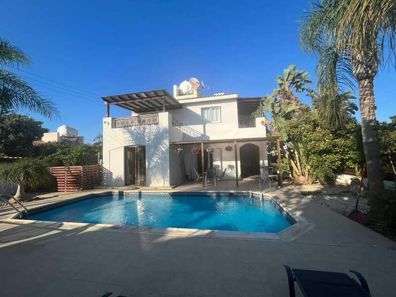 4-bedroom villa to rent: https://www.bazaraki.com/adv/5793414_4-bedroom-villa-to-rent (www.bazaraki.com)