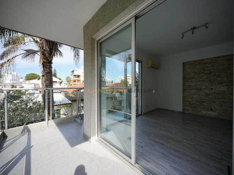 3-bedroom apartment for sale: https://www.bazaraki.com/adv/5786702_3-bedroom-apartment-for-sale (www.bazaraki.com)