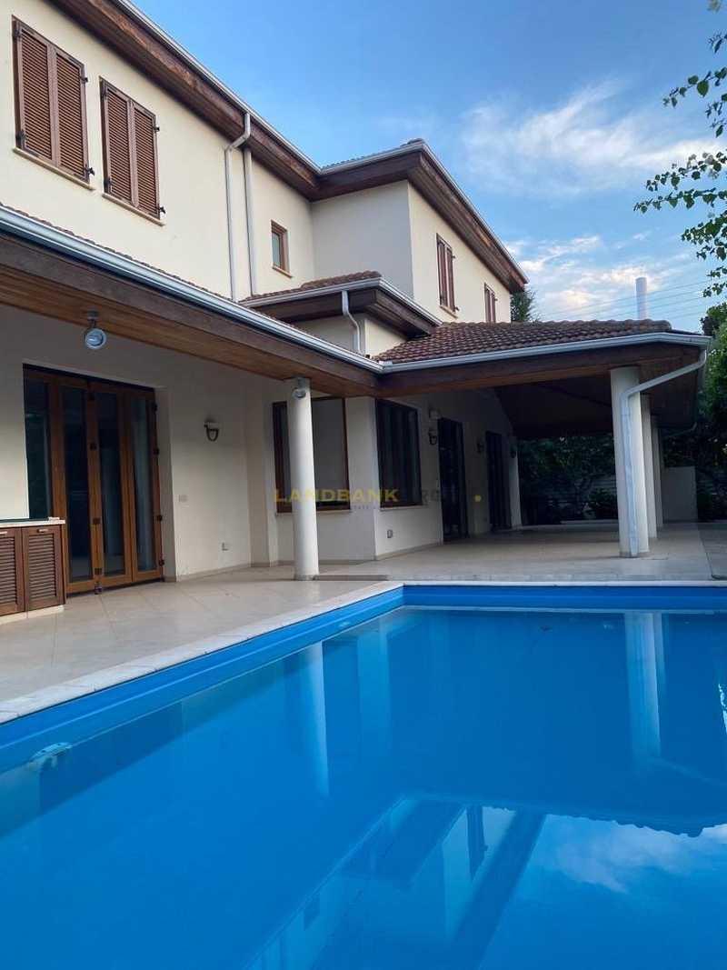 5-bedroom detached house for sale: https://www.bazaraki.com/adv/5790572_5-bedroom-detached-house-for-sale (www.bazaraki.com)