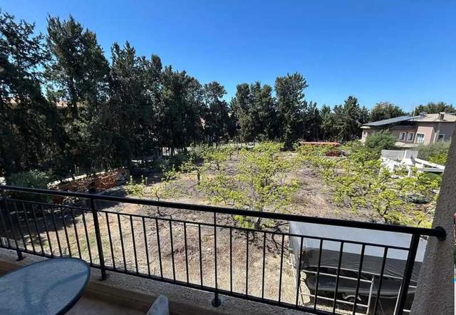  3-bedroom apartment to rent: https://www.bazaraki.com/adv/5797948_3-bedroom-apartment-to-rent (www.bazaraki.com)