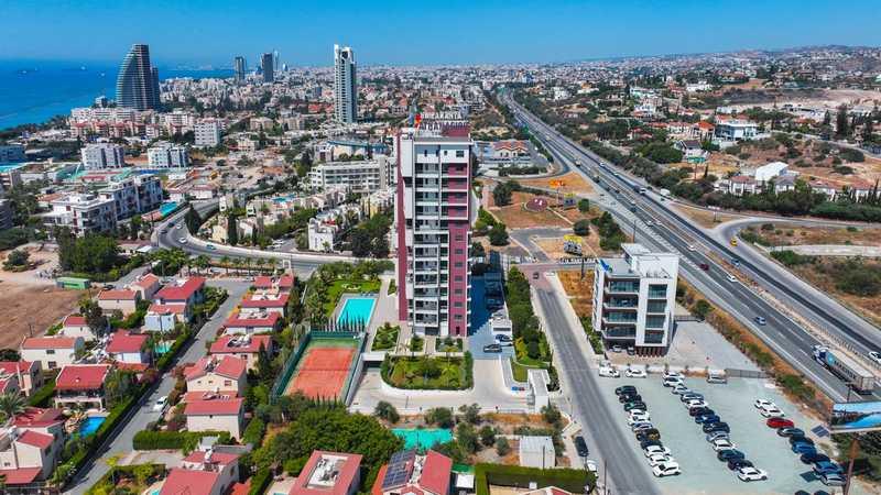 2-bedroom apartment to rent: https://www.bazaraki.com/adv/5787122_2-bedroom-apartment-to-rent (www.bazaraki.com)