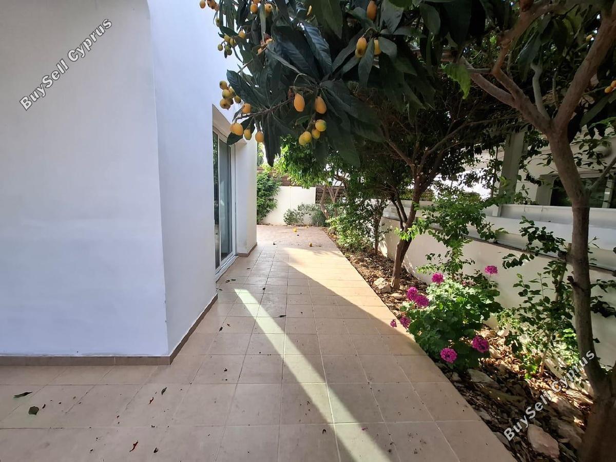 3 Bedroom Detached house to rent in Agia Triada, Famagusta: https://www.buysellcyprus.com/property-for-rent/famagusta/agia-triada/3-bed-detached-house-to-rent-agia-triada-famagusta-1785189.html (www.buysellcyprus.com)