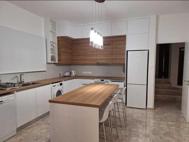 3-bedroom apartment to rent: https://www.bazaraki.com/adv/5795495_3-bedroom-apartment-to-rent (www.bazaraki.com)