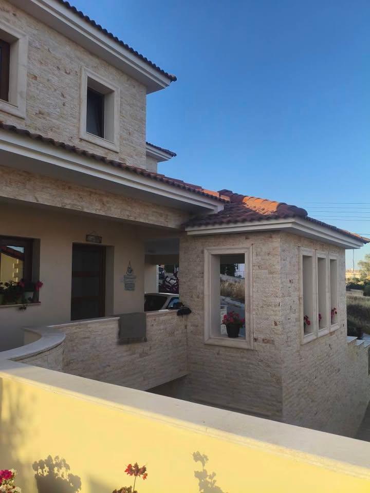 Πετρόχτιστο Κλασσικο Σπιτι: https://www.facebook.com/marketplace/item/1888254505264084 (www.facebook.com)