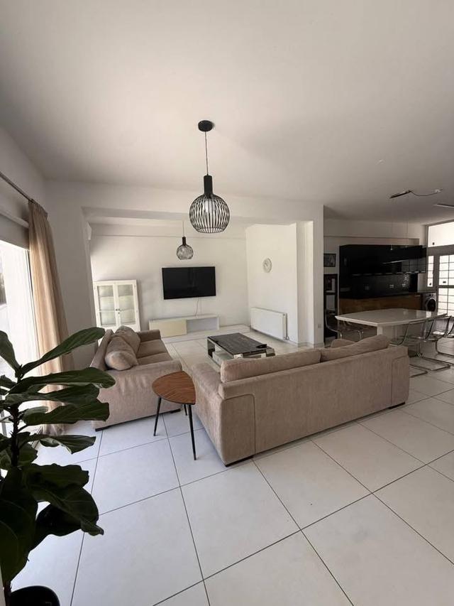 3 bedroom nice furnished house in Limassol: https://www.facebook.com/marketplace/item/1357071718898155 (www.facebook.com)