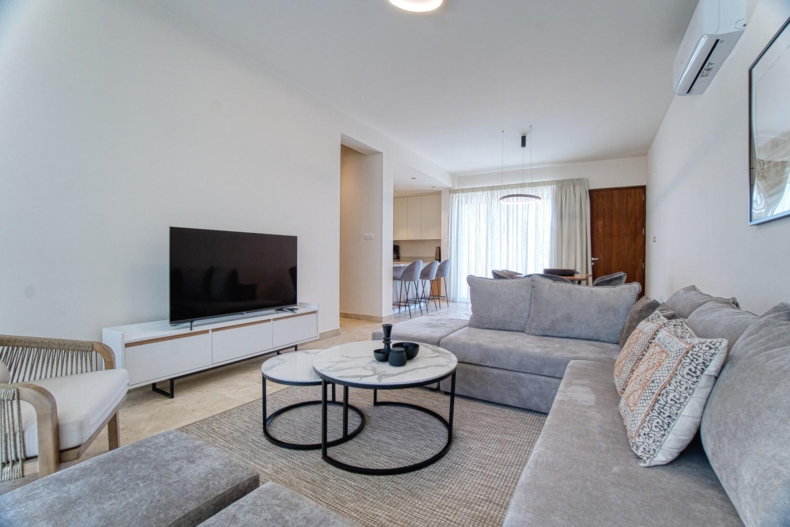 3-bedroom house in Paphos №153847: https://dom.com.cy/en/catalog/rent/153847/ (dom.com.cy)