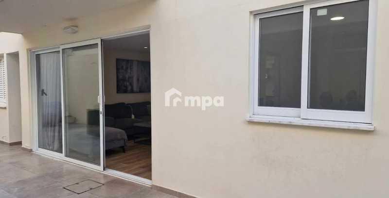 2-bedroom apartment to rent: https://www.bazaraki.com/adv/5796483_2-bedroom-apartment-to-rent (www.bazaraki.com)
