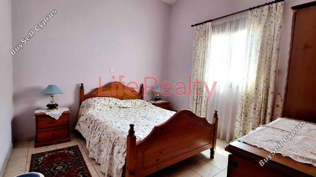 3 Bedroom Detached house for sale in Agios Spyridonas, Limassol: https://www.buysellcyprus.com/property-for-sale/limassol/agios-spyridonas/3-bed-detached-house-for-sale-agios-spyridonas-limassol-1794232.html (www.buysellcyprus.com)