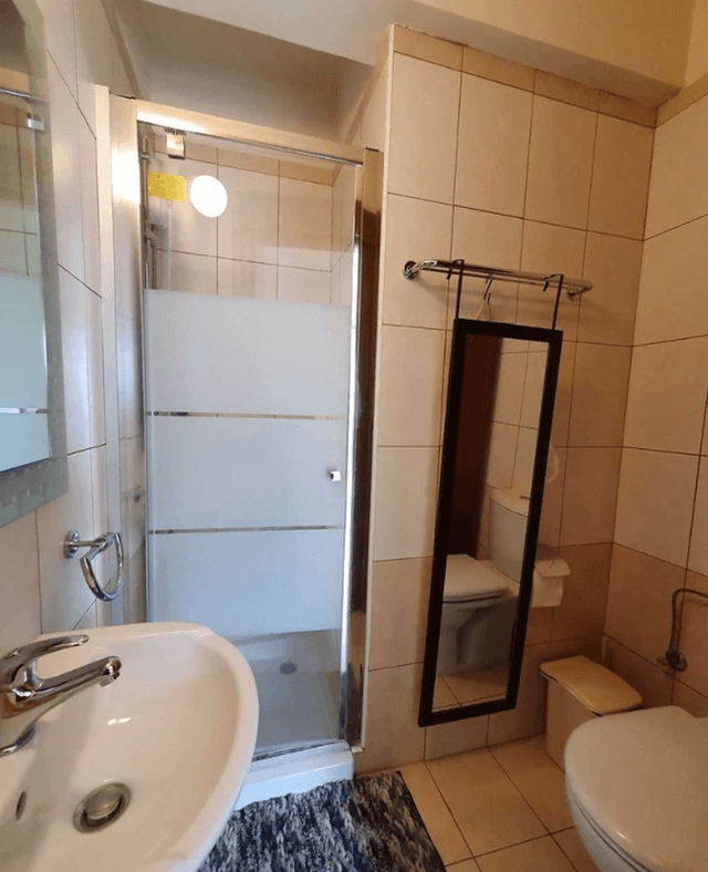 3-bedroom apartment to rent: https://www.bazaraki.com/adv/5795245_3-bedroom-apartment-to-rent (www.bazaraki.com)