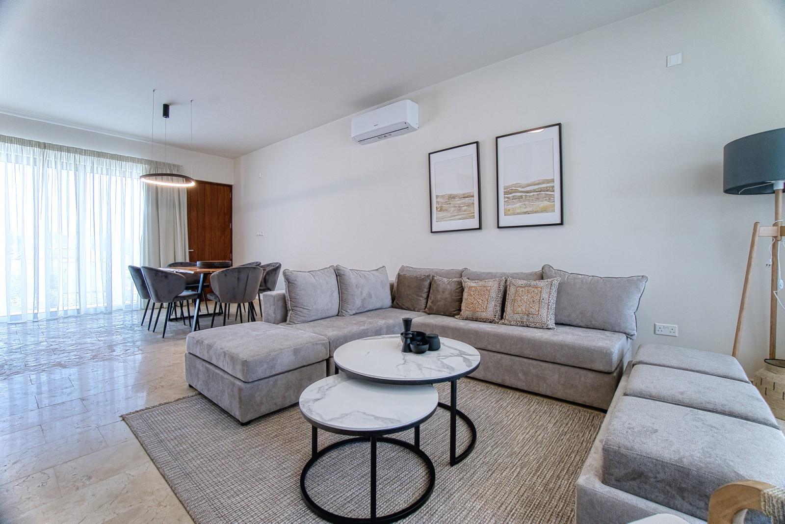 3-bedroom house in Paphos №153847: https://dom.com.cy/en/catalog/rent/153847/ (dom.com.cy)