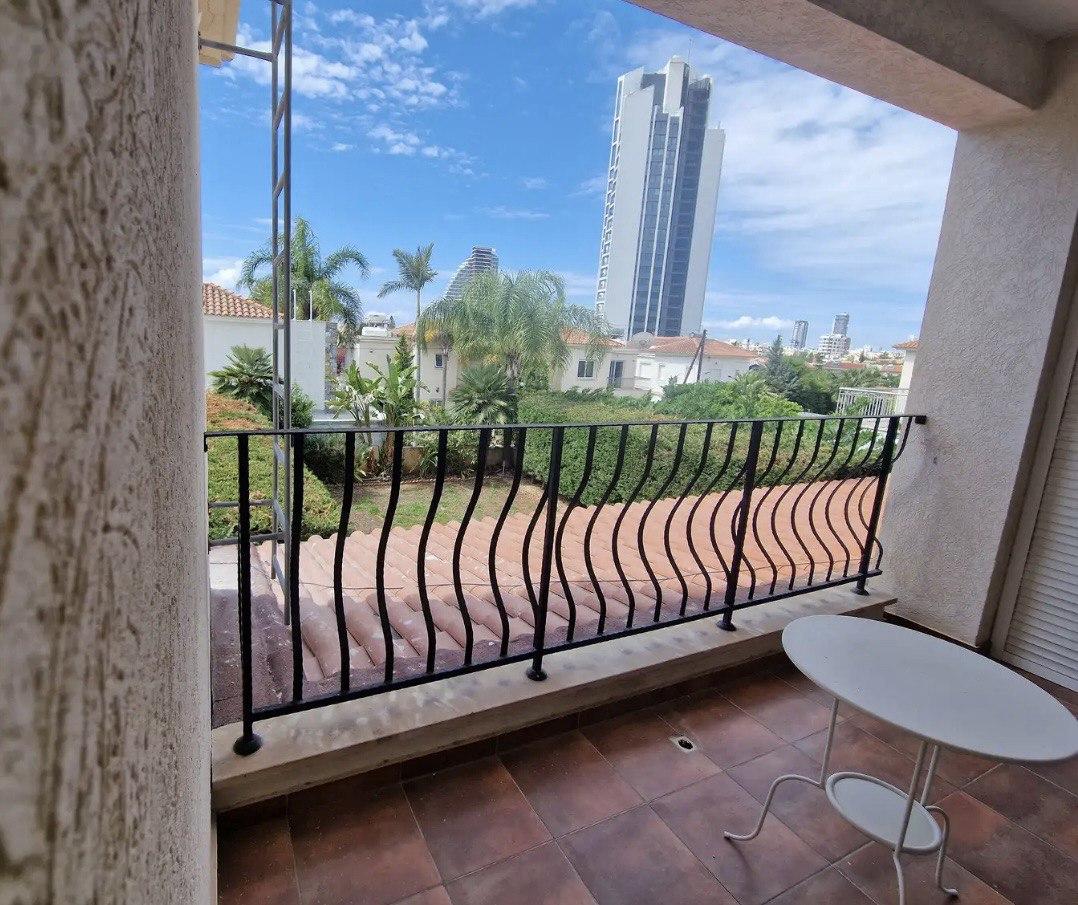2-bedroom house in Limassol №153880: https://dom.com.cy/en/catalog/rent/153880/ (dom.com.cy)