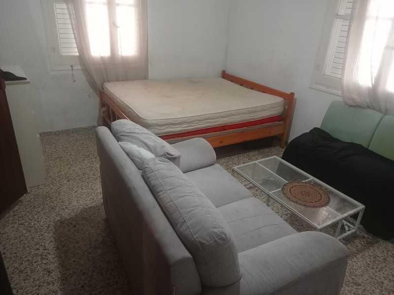 One big room in 3bedrooms aglantsia: https://www.bazaraki.com/adv/5766435_one-big-room-in-3bedrooms-aglantsia (www.bazaraki.com)