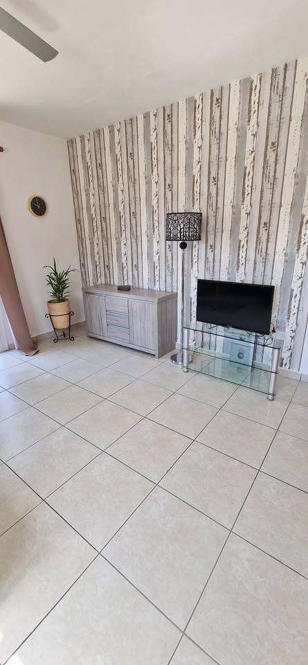 1 bedroom Peyia: https://www.facebook.com/marketplace/item/2222150261546578 (www.facebook.com)