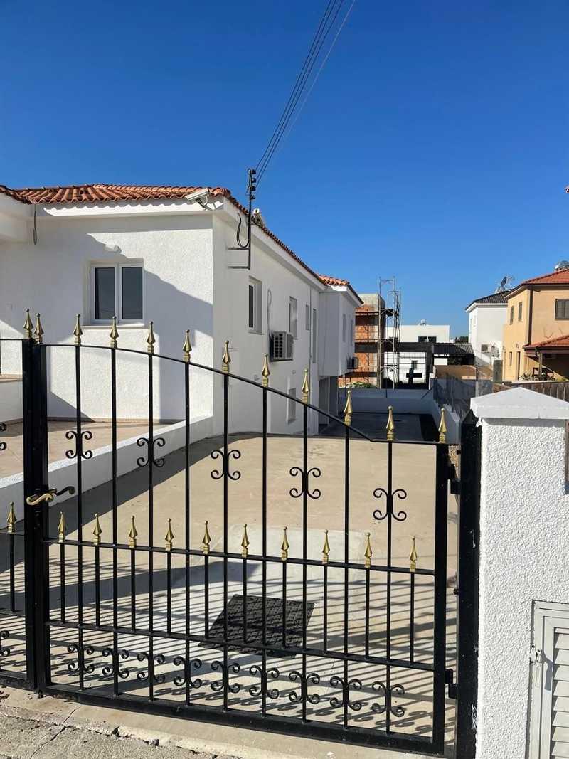 3-bedroom detached house to rent: https://www.bazaraki.com/adv/5798356_3-bedroom-detached-house-to-rent (www.bazaraki.com)