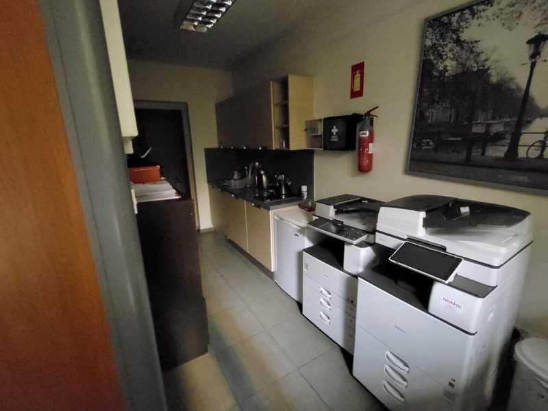 Office in city center: https://www.bazaraki.com/adv/5787141_office-in-city-center (www.bazaraki.com)