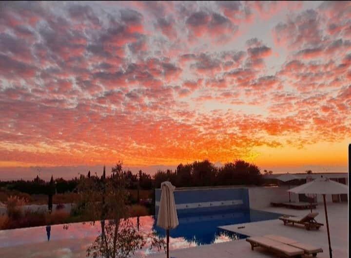 SEA VIEW TOWNHOUSE FOR RENT LONG TERM – JUST 5 MIN FROM PAPHOS CENTRAL!: https://www.facebook.com/marketplace/item/1600595913991272 (www.facebook.com)
