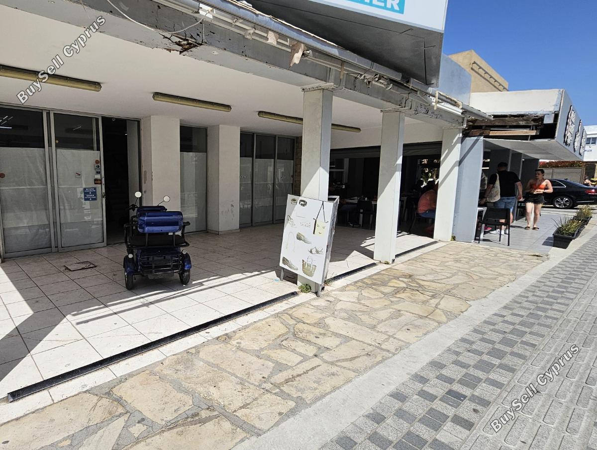 Shop to rent in Kato Paphos, Paphos: https://www.buysellcyprus.com/property-for-rent/paphos/kato-paphos/shop-to-rent-kato-paphos-paphos-1800084.html (www.buysellcyprus.com)