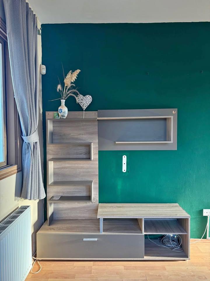 Only room for rent: https://www.facebook.com/marketplace/item/1706117586777242 (www.facebook.com)