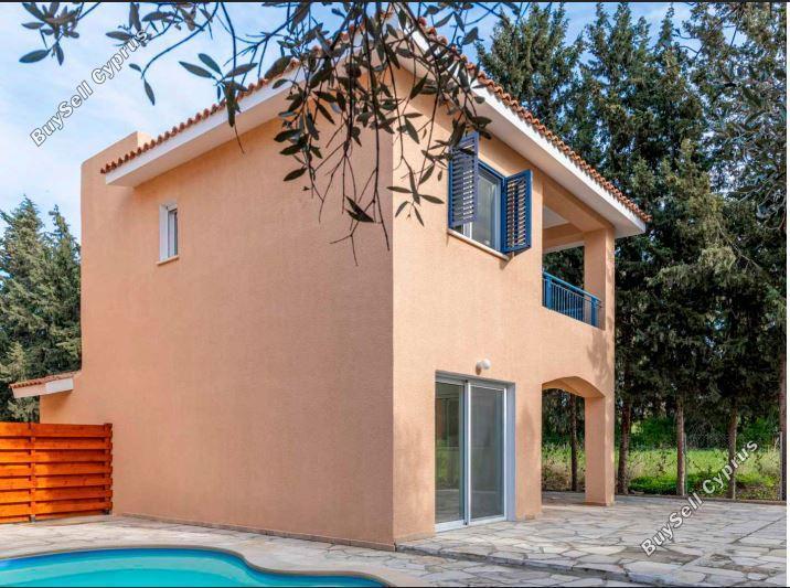 3 Bedroom Detached house for sale in Kato Paphos Universal, Paphos: https://www.buysellcyprus.com/property-for-sale/paphos/kato-paphos-universal/3-bed-detached-house-for-sale-kato-paphos-universal-paphos-1795558.html (www.buysellcyprus.com)