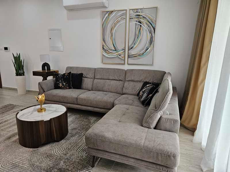3-bedroom penthouse to rent: https://www.bazaraki.com/adv/5797134_3-bedroom-penthouse-to-rent (www.bazaraki.com)