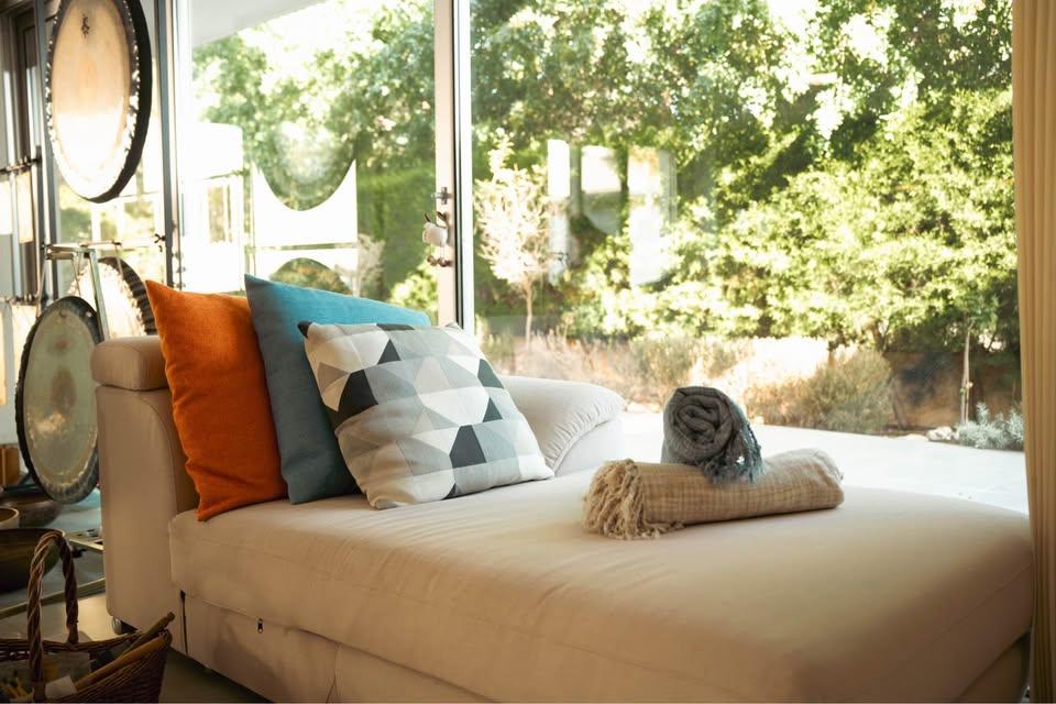 Host Your Dream Event in Our Luxury Villa: https://www.facebook.com/marketplace/item/676881491764812 (www.facebook.com)
