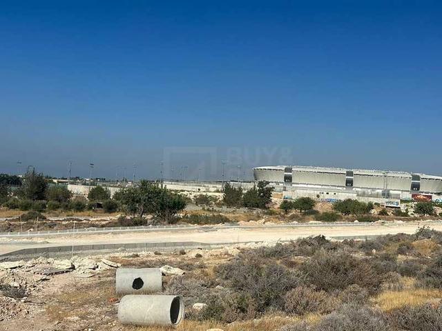 Residential land 540 m²: https://www.bazaraki.com/adv/5786931_residential-land-540-m2 (www.bazaraki.com)
