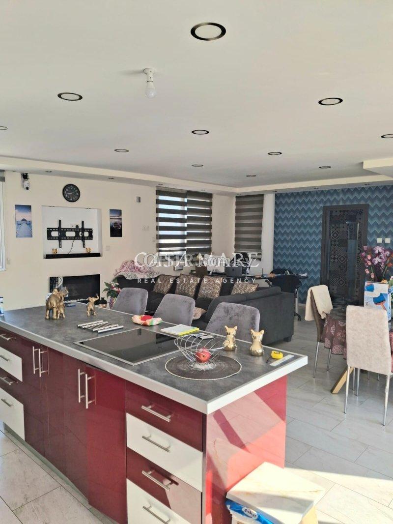 3 Bedroom Apartment in Tseri: https://www.offer.com.cy/en/3-bedroom-apartment-in-tseri/21-816449/ (www.offer.com.cy)