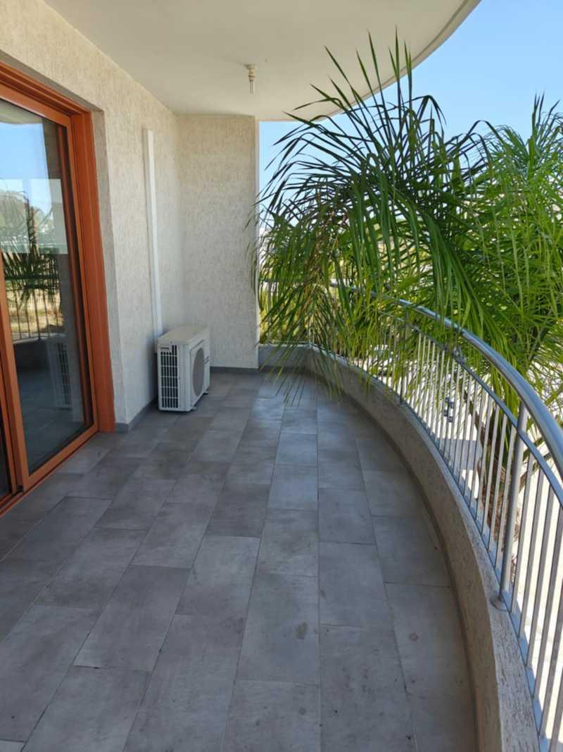 2-bedroom apartment to rent: https://www.bazaraki.com/adv/5792171_2-bedroom-apartment-to-rent (www.bazaraki.com)