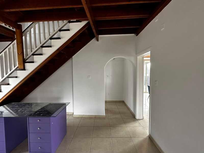 4-bedroom maisonette to rent: https://www.bazaraki.com/adv/5796481_4-bedroom-maisonette-to-rent (www.bazaraki.com)
