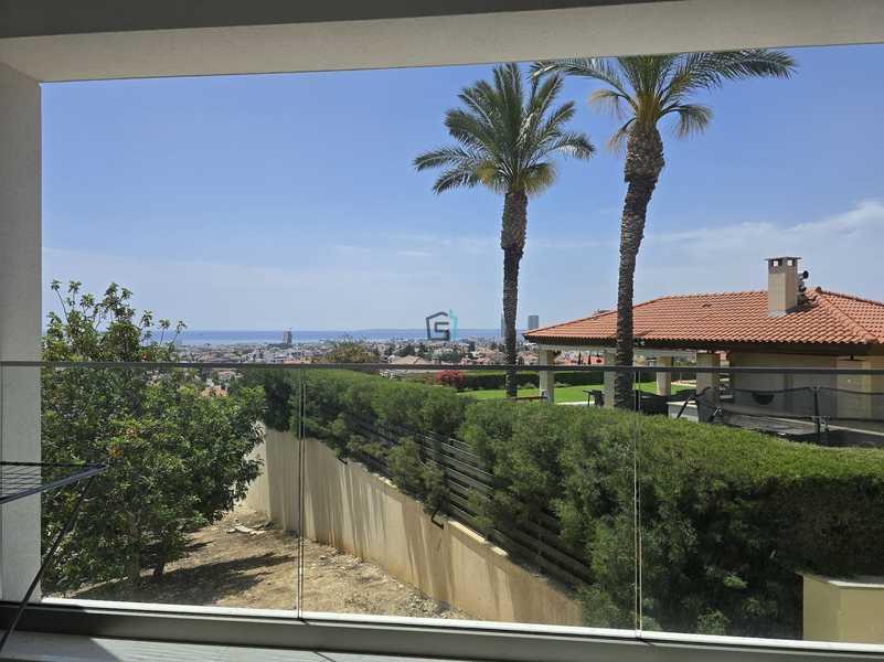 2-bedroom apartment to rent: https://www.bazaraki.com/adv/5795036_2-bedroom-apartment-to-rent (www.bazaraki.com)