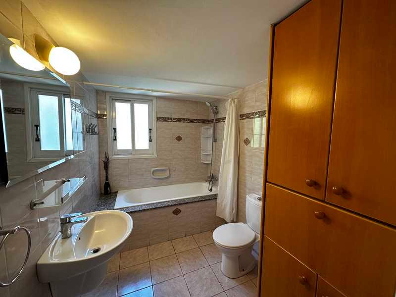 2-bedroom detached house to rent: https://www.bazaraki.com/adv/5791840_2-bedroom-detached-house-to-rent (www.bazaraki.com)