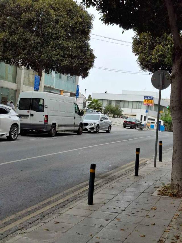 Versatile commercial space in prime location: https://www.bazaraki.com/adv/5768236_versatile-commercial-space-in-prime-location (www.bazaraki.com)