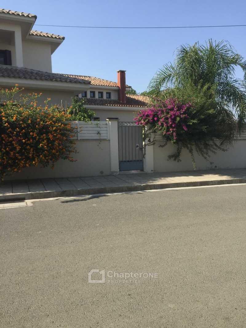 4-bedroom villa to rent: https://www.bazaraki.com/adv/5786597_4-bedroom-villa-to-rent (www.bazaraki.com)