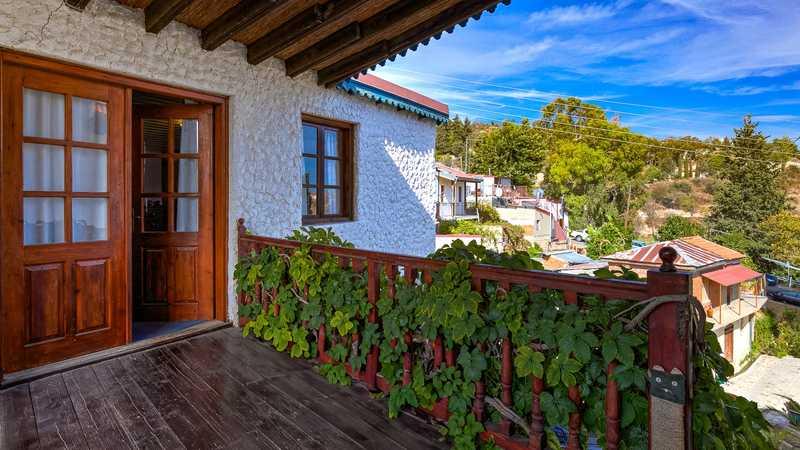 3-bedroom semi-detached for sale: https://www.bazaraki.com/adv/5795159_3-bedroom-semi-detached-for-sale (www.bazaraki.com)