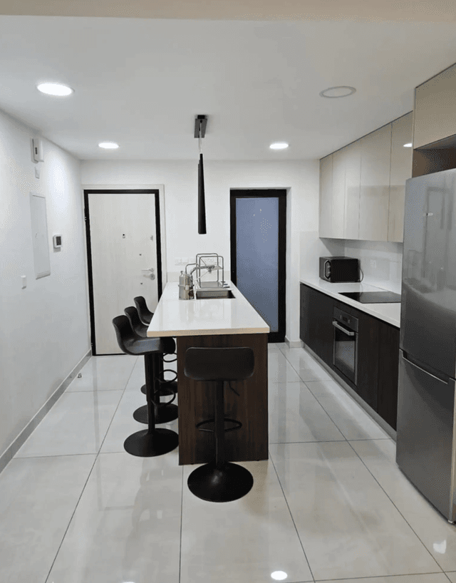2-bedroom apartment to rent: https://www.bazaraki.com/adv/5797123_2-bedroom-apartment-to-rent (www.bazaraki.com)