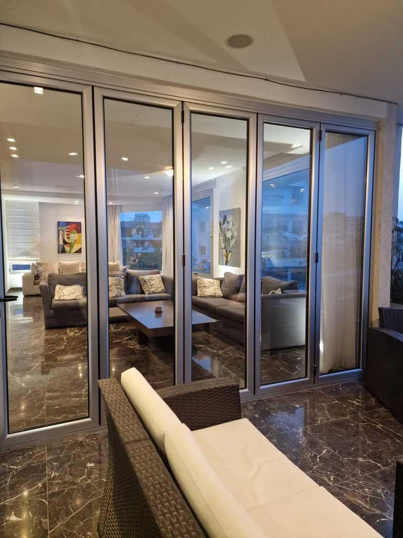 3-bedroom penthouse to rent: https://www.bazaraki.com/adv/5797354_3-bedroom-penthouse-to-rent (www.bazaraki.com)