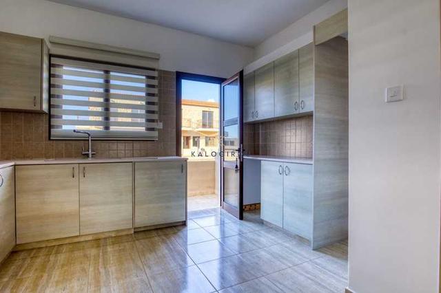 2-bedroom maisonette for sale: https://www.bazaraki.com/adv/5740711_2-bedroom-maisonette-for-sale (www.bazaraki.com)