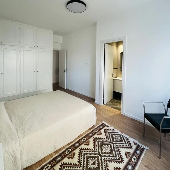 2-bedroom flat in Limassol №153340: https://dom.com.cy/en/catalog/rent/153340/ (dom.com.cy)