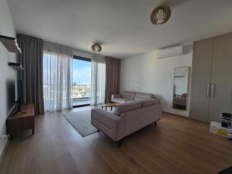 3-bedroom apartment to rent: https://www.bazaraki.com/adv/5787587_3-bedroom-apartment-to-rent (www.bazaraki.com)