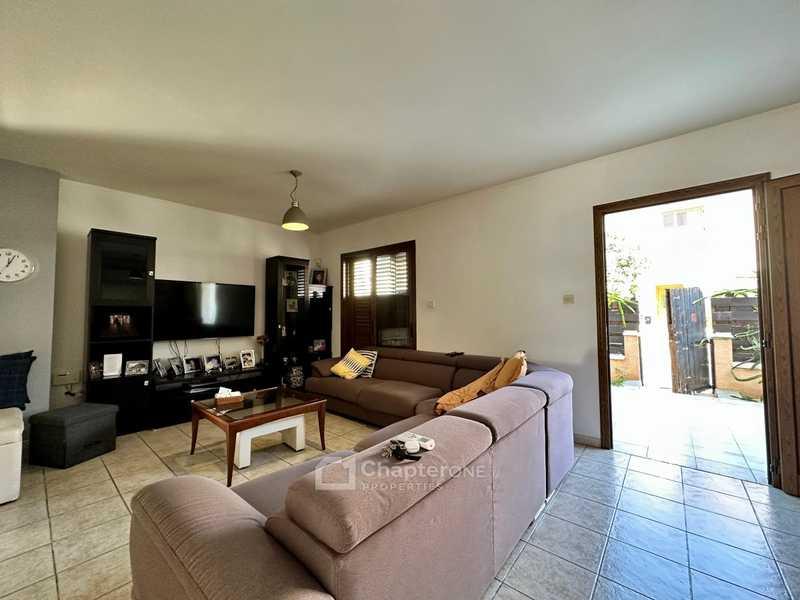 3-bedroom semi-detached for sale: https://www.bazaraki.com/adv/5796307_3-bedroom-semi-detached-for-sale (www.bazaraki.com)