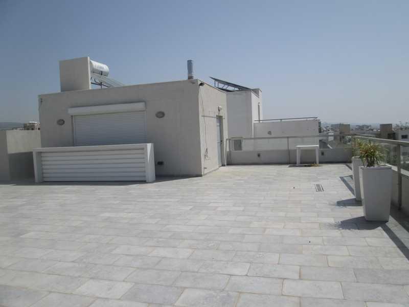 3-bedroom penthouse to rent: https://www.bazaraki.com/adv/5796952_3-bedroom-penthouse-to-rent (www.bazaraki.com)