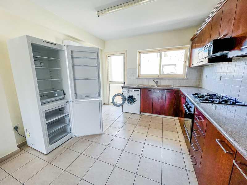 2-bedroom apartment to rent: https://www.bazaraki.com/adv/5768255_2-bedroom-apartment-to-rent (www.bazaraki.com)